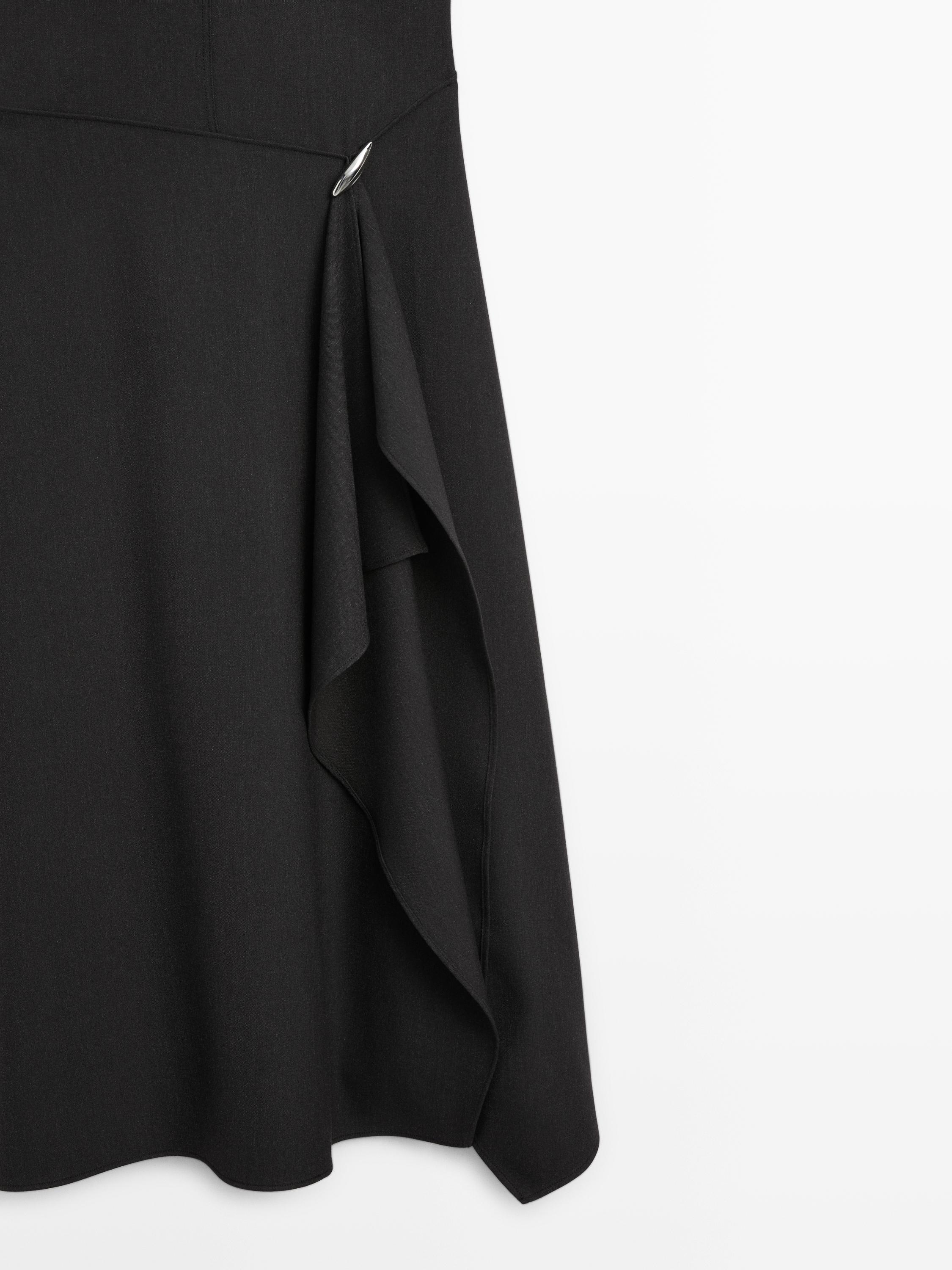 Robe midi avec broche